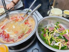 -周良天山牛杂城(天山路总店)