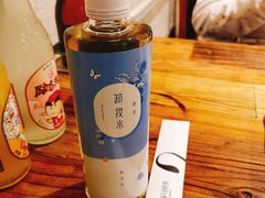 -猫爷的腔调·黔小馆(交大医学住宅区店)