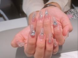 -丽心自助美甲美睫