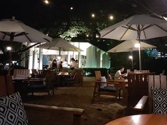 -三亚艾迪逊酒店·海滩烧烤 BARBACOA·现场乐队·浪漫晚餐·烧烤海鲜