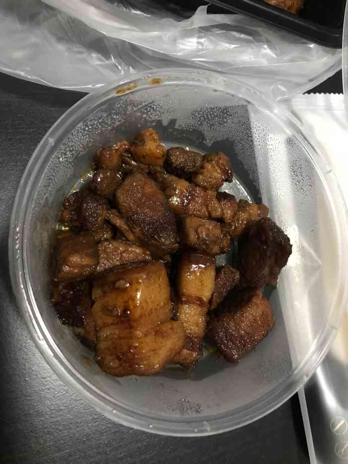 12月2日打分外卖订单,20来块钱又加狮子头又加辣笋红烧肉的还加瓶雪碧