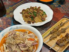 -乡村馕坑肉·烧烤·新疆菜·本地人更爱吃(阿勒泰首店)