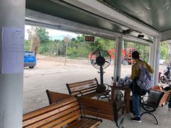 -一嗨租车(凤凰机场店)