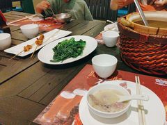 -喷泉广场餐厅·宵夜·海鲜烧烤大排档(长隆企鹅酒店)