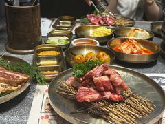 -草家酱蟹炭火烤肉店(珲春南路二店)