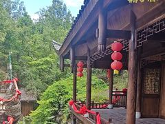 -梭布垭石林景区