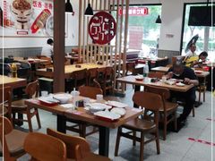 大堂-南城香·饭香串香馄饨香(青年路店)