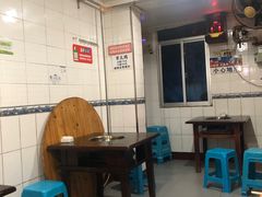 -石灰市毛记烧鸡公(解放碑店)