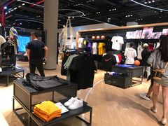 -NIKE KICKS LOUNGE体验店(北京新中关店)