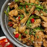吃蛙锅还送毛巾[点赞]