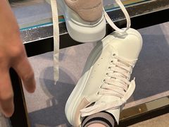 -Alexander McQueen(远洋太古里店)