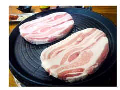 厚五花肉-猪小牛烤肉(青塔店)
