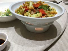 -品悦酒店(三林古镇店)