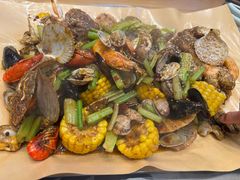 -锅老头铁锅炖•大锅蒸汽海鲜(韩乐坊店)