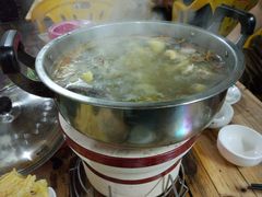 -广宁炭炉鸡煲·富临门饭店