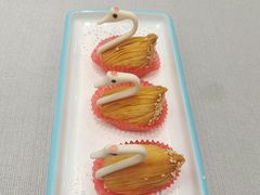 -越由•臻•家宴•融合菜•宴会定制(七莘红点城店)