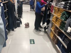-优衣库(重庆沙坪坝印象汇店)