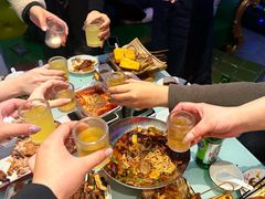 -路边边.炒菜烧烤.音乐餐厅(良乡长虹店)