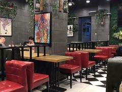 -愉肴麻辣香锅(中山路店)