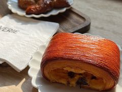-VERIE BAKEHOUSE