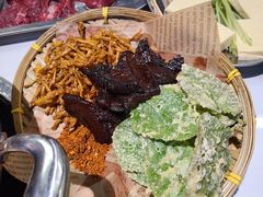 -王奋斗贵州酸汤牛肉火锅