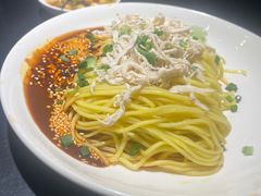 -麻六记(凤凰汇店)