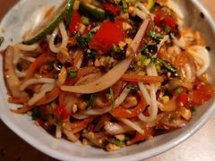 百香果舂米线-浩海火燒雲傣家菜(芮欧百货店)