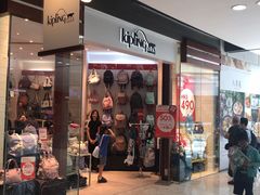 -东荟城名店仓