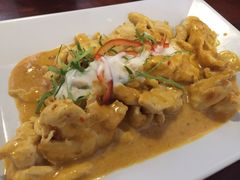 -Dang restaurant (patong phuket)