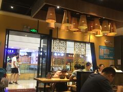 大堂-蒙自源过桥米线(红谷滩万达店)