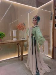 点击看大图 -盘子女人坊古装写真摄影(南京总店)