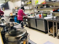 -宾朋海鲜特色美食餐厅·纯手工鲅鱼水饺(兴海路店)