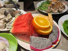 水果-V-ONE西雅图海鲜自助餐厅(仓山万达广场店)