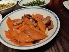 -丽华园·武汉地标楚菜餐厅(青山江滩店)