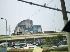 -徐汇日月光地下停车场