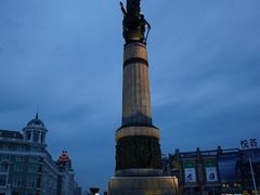 -人民防洪胜利纪念塔