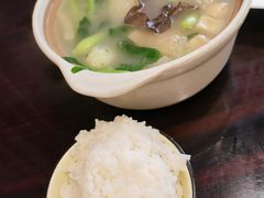 农家三鲜砂锅-五芳齋(云南南路店)