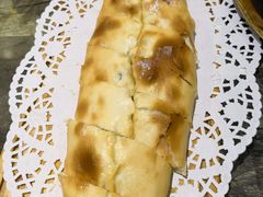 特色纯牛肉奶酪披萨-Mevlana梅夫娜土耳其餐厅·清真