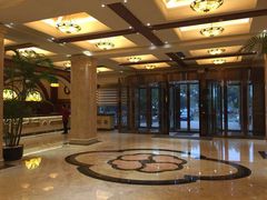 -山明水秀大饭店