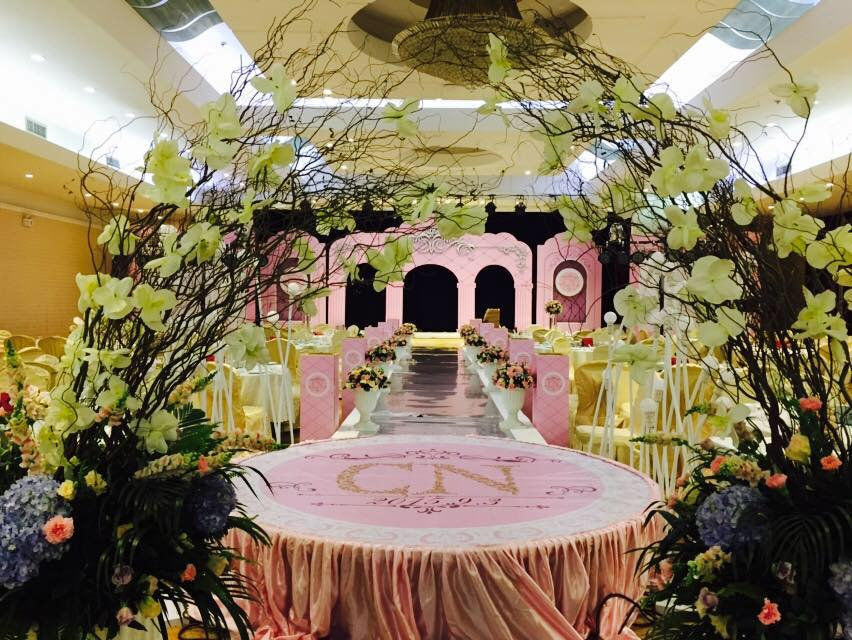 西安宾馆百花厅  ￥18000