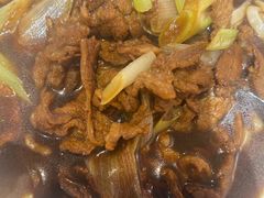 -老天桥酱肉烧饼夹肘子(天桥店)