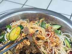 -周良天山牛杂城(天山路总店)