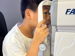 -罗伯特眼镜·蔡司官方授权(前海桂湾店)