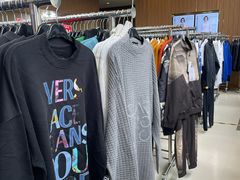 -广州周大福金融中心