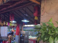 -鱼窝棚柴火铁锅炖(富山屯店)