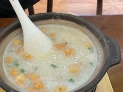 皮蛋瘦肉粥-牛氏石磨肠粉(海璟国际店)
