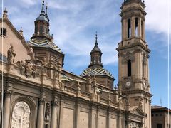 -皮拉尔圣母圣殿主教座堂