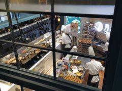 面包甜点陈列柜-月枫堂(长春这有山店)