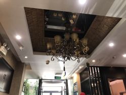 -威思丽高温瑜伽会馆