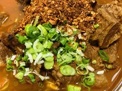 -巍山𤆵肉饵丝